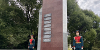 В День ВДВ в Центральном районе прошла торжественная церемония возложения цветов  - Администрация г. Барнаул