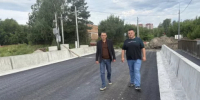 Замглавы Барнаула прошелся по почти готовому Ташкентскому мосту - Сетевое издание Толк