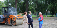 Татьяна Ильюченко проинспектировала строящиеся спортивные объекты в Бийске - Единая Россия