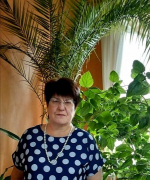 Человек, которому по плечу любое дело: ветеран труда Лариса Евгеньевна Лутохина