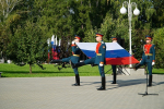 Руководство и сотрудники УФСИН России по Алтайскому краю приняли участие в торжественном мероприятии, посвященном Дню Государственного флага Российской Федерации.
