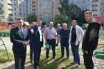 В Ленинском районе проверили ход работ по благоустройству дворовых территорий в рамках национального проекта «Инфраструктура для жизни»
