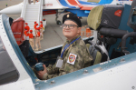 Барнаульские школьники встретились с легендами авиации