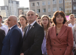 Торжественная линейка в Алтайском государственном медицинском университете: большой фоторепортаж