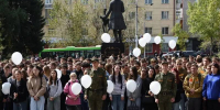 Сотни студентов и преподавателей Алтайского государственного технического университета имени И.И. Ползунова приняли участие в митинге, посвященном Дню солидарности в борьбе с терроризмом - Администрация Алтайского края