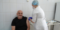 Сотрудникам больницы начали ставить прививки от гриппа - КГБУЗ Краевая клиническая больница скорой медицинской помощи