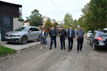 В Ленинском районе ведутся работы по асфальтированию участков дорог по улицам Совхозная и Коммунистическая за счет средств городского бюджета