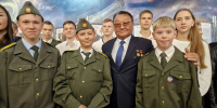 Барнаульские школьники встретились с космонавтом из Монголии - Комитет по образованию