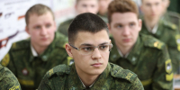 В Барнауле прошли бесплатные правовые консультации для военнослужащих и членов их семей Фото №1 - Алтайская правда