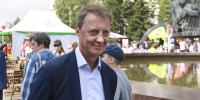 Мэр Барнаула поздравил машиностроителей с профессиональным праздником - Комсомольская Правда