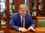 Полпред Президента России в Сибирском федеральном округе Анатолий Серышев подвел итоги первого этапа стажировки своего подопечного - участника программы «Время Героев» Егора Захарова
