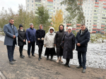 В Октябрьском районе прошла приёмка работ по инициативному проекту «Зеленая аллея»