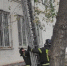 Спасатели в Барнауле помогли малышу, который оказался закрыт в квартире - Комсомольская Правда