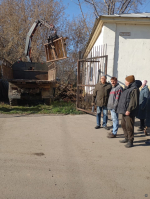 В Железнодорожном районе прошел общегородской субботник