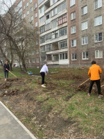 В Железнодорожном районе прошел общегородской субботник