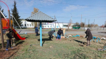 В микрорайонах и пригороде Ленинского района продолжаются субботники