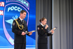 Александр Романенко в День сотрудника органов внутренних дел РФ вручил награды полицейским Алтайского края