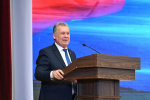 Александр Романенко в День сотрудника органов внутренних дел РФ вручил награды полицейским Алтайского края