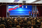 Александр Романенко в День сотрудника органов внутренних дел РФ вручил награды полицейским Алтайского края