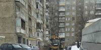 На территории Ленинского района продолжаются работы по очистке улиц от снега, наледи и их посыпке противогололёдными средствами - Администрация г. Барнаул
