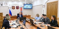 Губернатор Алтайского края Виктор Томенко проинформировал Министра экономического развития России Максима Решетникова об исполнении в 2025 году индивидуальной программы социально-экономического развития региона - Администрация Алтайского края