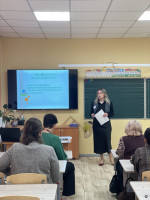 Психологическую безопасность подростков обсудили на методическом семинаре в Барнауле