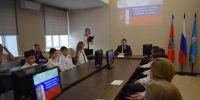 В День Конституции 14-летним гражданам Российской Федерации вручили паспорта - Администрация г. Барнаул