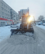 Последствия снегопада активно устраняют в Железнодорожном районе