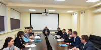 В администрации Барнаула обсудили реализацию программы переселения граждан из аварийного жилья - Администрация г. Барнаул