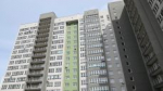 Новоселы скандального долгостроя в Барнауле пожаловались на отсутствие пандуса