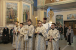 В Рождественский сочельник архипастырь возглавил торжественное богослужение