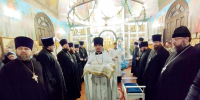 Митрополит Сергий совершил Литургию в Иверском храме Белоярска - Алтайская митрополия