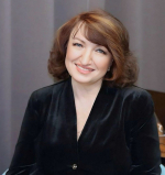 Поздравление директора ИГН АлтГУ Л.И. Нехвядович с Днем российского студенчества