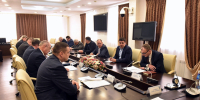 Депутаты БГД приняли участие в совещании по вопросам реализации дорожной программы в 2026 году - Барнаульская городская Дума