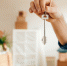 Фото: https://www.freepik.com/free-photo/closeup-man-holding-key-his-new-home_26922787 - Алтайская правда