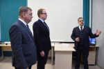 Губернатор Виктор Томенко в преддверии Дня российского студенчества посетил АлтГТУ