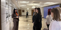 Учащиеся и представители работающей молодёжи Ленинского района посетили Алтайское краевое Законодательное Собрание - Администрация г. Барнаул