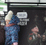 В барнаульском парке «Изумрудный» открыли фотовыставку «Люди, защищающие людей. СВО. Связь поколений» Фото №1 - Алтайская правда