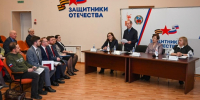 Выездное заседание комиссии по оказанию помощи семьям участников СВО / Фото: Официальный сайт города Барнаула - ИА Амител