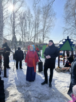 На пригородной территории прошли народные гуляния, посвященные проводам зимы