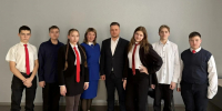 В рамках месячника молодого избирателя в Ленинском районе состоялись встречи молодёжи с депутатом Барнаульской городской Думы Николаем Савинским - Администрация г. Барнаул