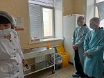 «Дом, в который приходят за счастьем»: АГМУ провел профориентационную экскурсию для школьников в старейшем роддоме Барнаула