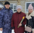 Алтайские росгвардецы поздравили маму Героя России - Росгвардия