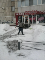 В Железнодорожном районе продолжают устранять последствия неблагоприятных погодных условий