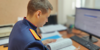 В городе Барнауле завершено расследование уголовного дела по обвинению несовершеннолетнего в открытом хищении имущества маркетплейса в крупном размере - Следственный комитет