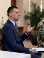 Студенты юридического института встретились с участником специальной военной операции