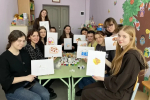 «Магия в темноте»: в АлтГПУ прошел иммерсивный мастер-класс по сенсорной живописи