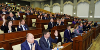 Депутаты Барнаульской городской Думы единогласно приняли отчет главы города - Барнаульская городская Дума