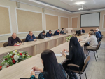 Ход работы в рамках месячника весенней санитарной очистки обсудили в администрации района