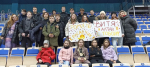 Группа поддержки Виктора Муштакова из СШОР "Клевченя" на чемпионате России в Кемерове. Фото: СШОР "Клевченя"